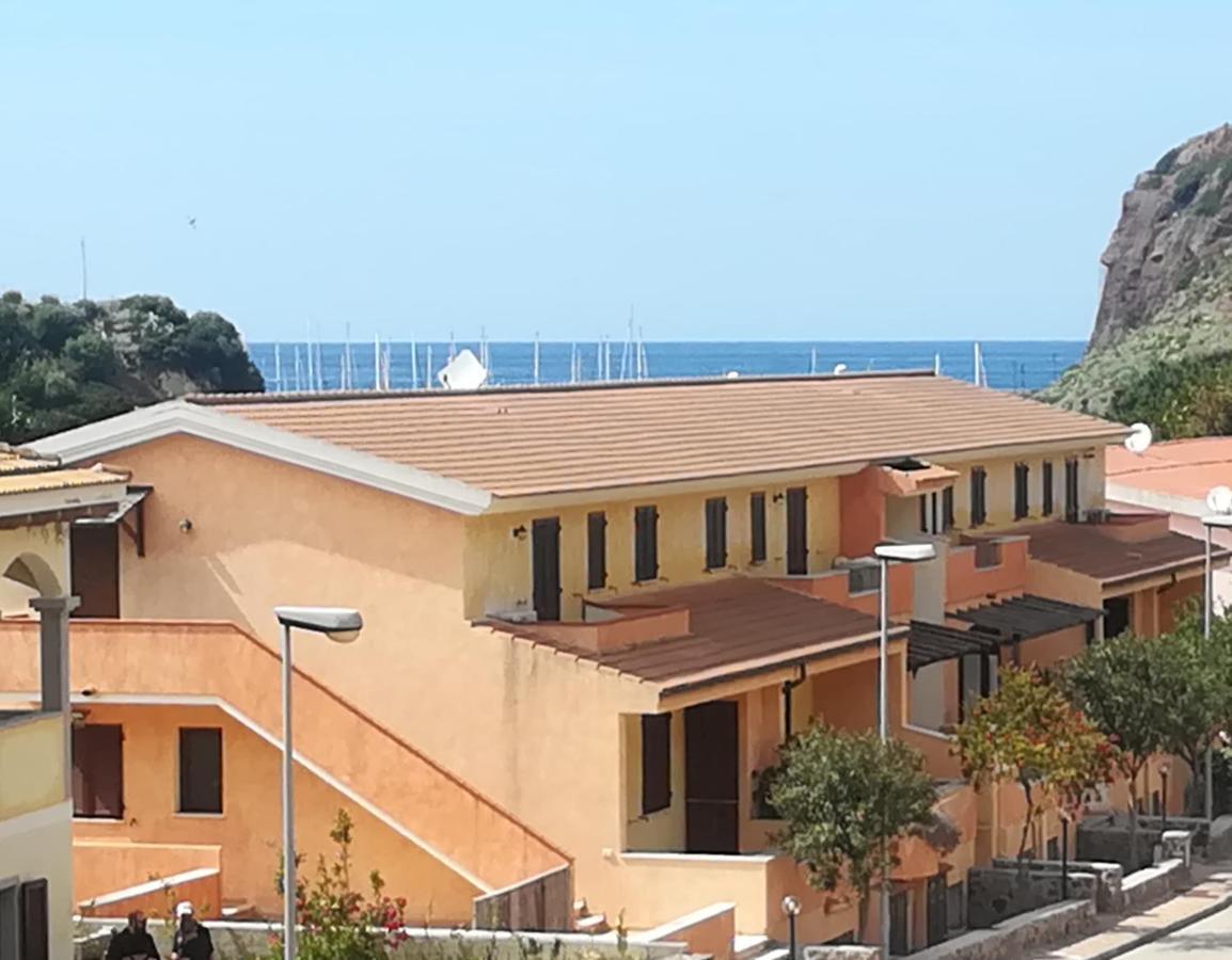 Grazioso Attico Vicino Alla Spiaggia E Al Centro Castelsardo Luaran gambar