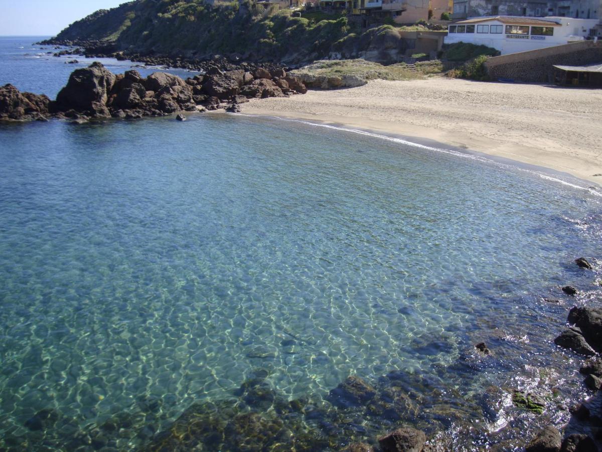 Grazioso Attico Vicino Alla Spiaggia E Al Centro Castelsardo Luaran gambar